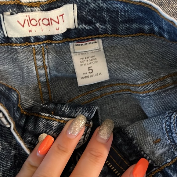 Jeans - Picture 4 of 4